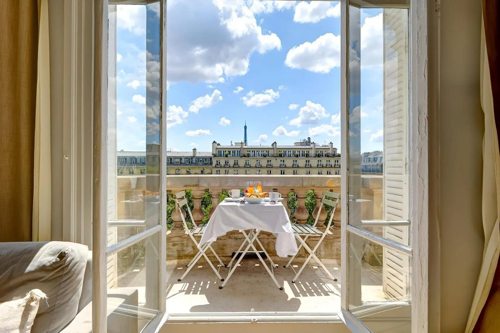 Appartement Bluestay 245 -Duplex Sur Les Champs-Elysees+Balcon Parijs Frankrijk